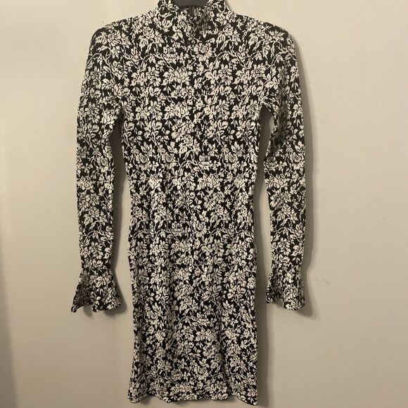 Michael Kors Dresses & Skirts - Michael Kors Women Black And White Floral Bell Sleeve Bodycon Dress Size XS